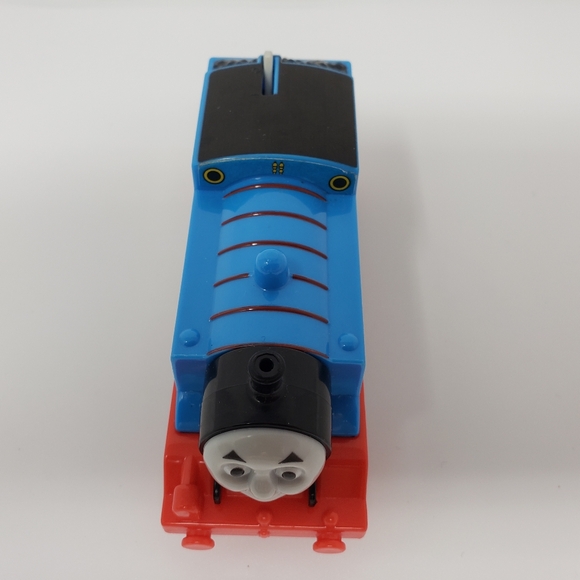 Thomas The Train & Friends Trackmaster Railway Motorized Speed and Sparks - Picture 13 of 17